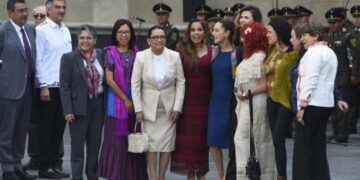 Asiste Américo Villarreal al sexto informe de gobierno del presidente López Obrador