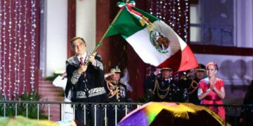 Vivan las mujeres y los hombres de la transformación: Américo