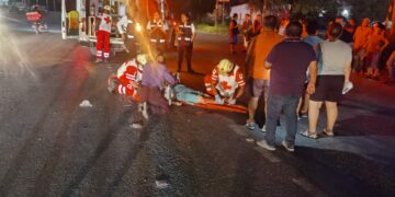 Mujer sufre fractura de cráneo tras ser arrollada en Avenida de la Unidad