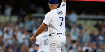 Descartan el regreso de Urias a la Selección Mexicana de Beis