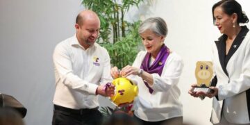 Da inicio María de Villarreal al Boteo Teletón 2024 en Tamaulipas