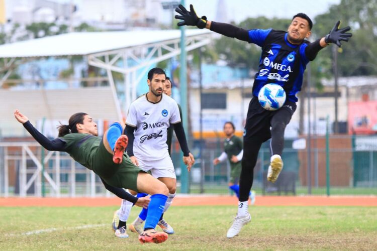 Pierde Correcaminos en su partido de preparación