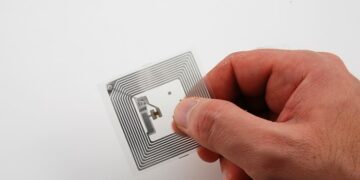 Cómo la tecnología de identificación está cambiando la forma en que las tiendas controlan el hurto