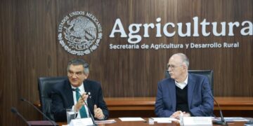 Gestiona gobernador apoyos para la agricultura y los productores de Tamaulipas
