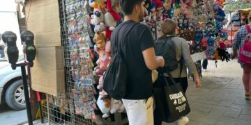 Preparan comerciantes ofertas para el 14 de febrero