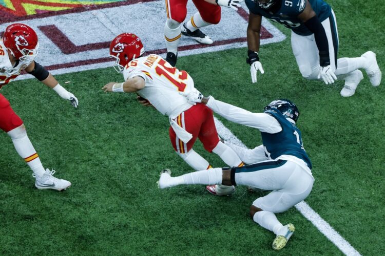 Ahora resulta que Mahomes jugó lesionado