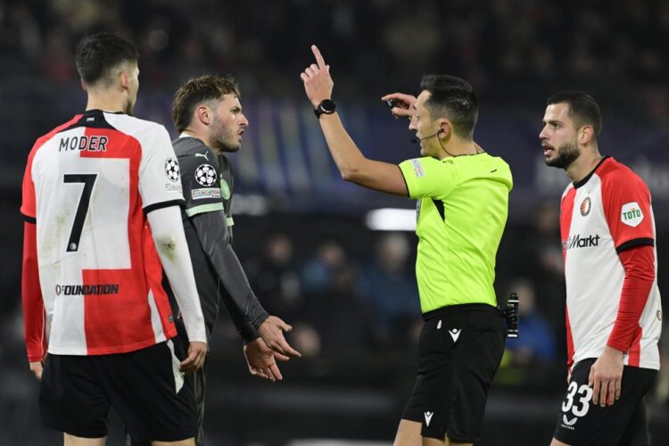 Milán deja dudas, pierde ante el Feyernoord