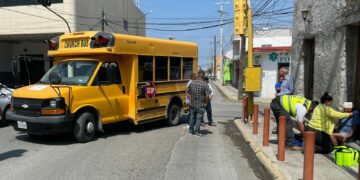 Atropella camión de la iglesia a mujer de 60 años