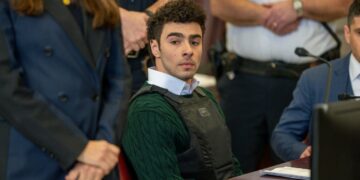 Pam Bondi pide la pena de muerte para Luigi Mangione por el asesinato de Brian Thompson