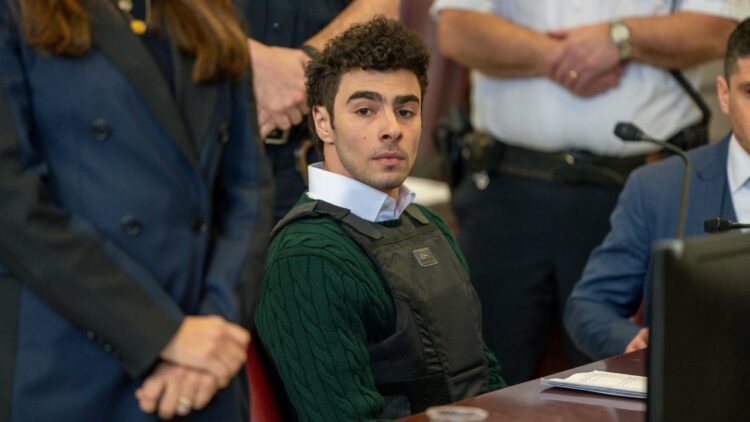 Pam Bondi pide la pena de muerte para Luigi Mangione por el asesinato de Brian Thompson