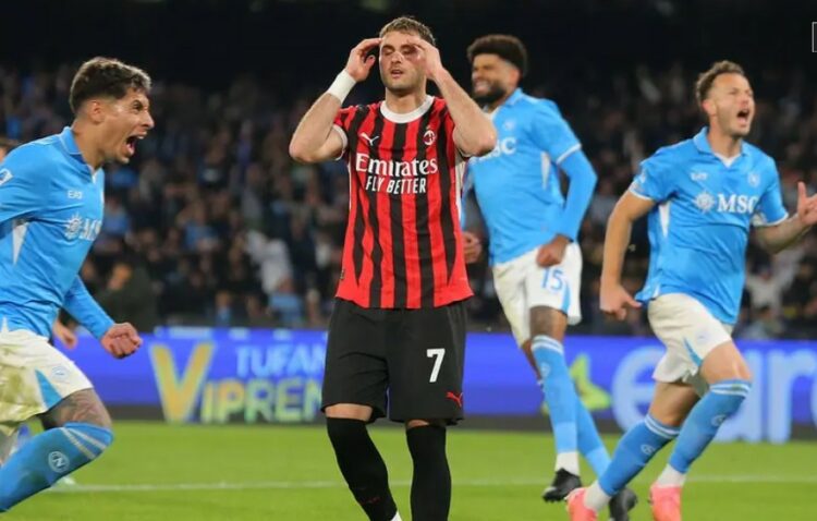 Sergio Conceição respalda a Santiago Giménez ante su sequía goleadora rumbo al derbi de Copa Italia