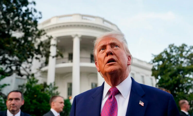 Trump presiona a OTAN por más gasto militar y señala a España