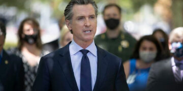 California desafía a Trump: Tensión por el despliegue de tropas en Los Ángeles