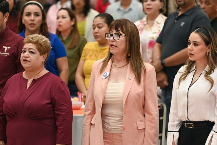 Blanca Anzaldúa reconoce fracturas en la Sección 30 del SNTE