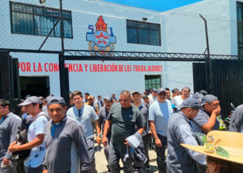 Cierra Nissan Morelos; 2,400 trabajadores afectados buscan respuestas