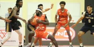 Correcaminos sede la serie ante Astros