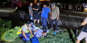 Motociclista hospitalizado tras arrollar a un peatón borracho