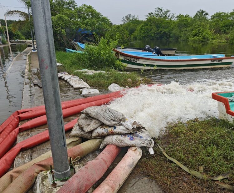 Sistema lagunario baja niveles y evita daños en Tampico