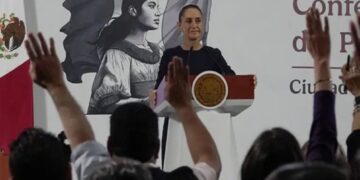 Sheinbaum rechaza alza de Uber por reforma laboral