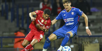 Cruz Azul vence a Toluca con gol de Lucas Romero