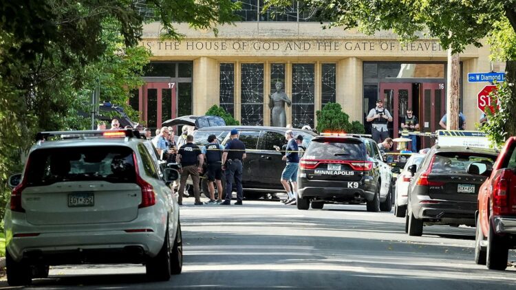 Tiroteo en escuela de Minneapolis