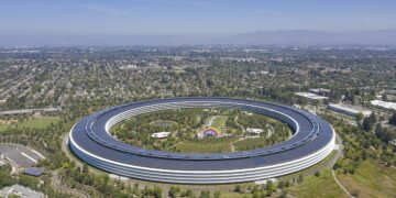 Apple invierte 100 mil millones de dólares en EE.UU. para evitar aranceles de Trump