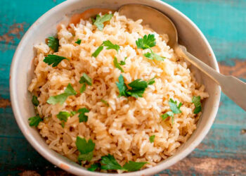 ¿Por qué elegir arroz integral en lugar del blanco?