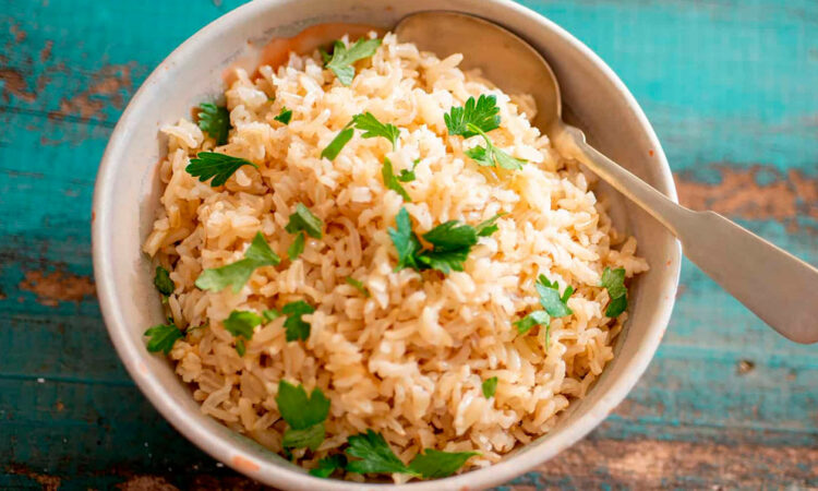 ¿Por qué elegir arroz integral en lugar del blanco?