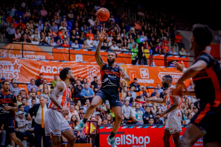 Correcaminos recibe a Calor en Tampico