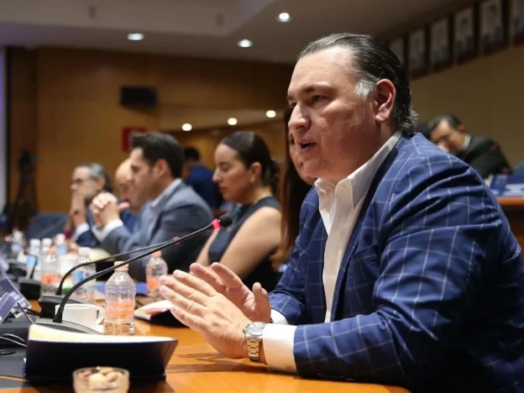 PAN evalúa alianzas para 2027 y confía en el desgaste de Morena