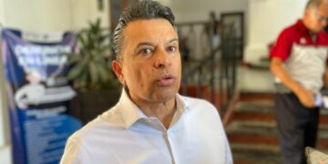 Lalo Gattas prepara dos informes