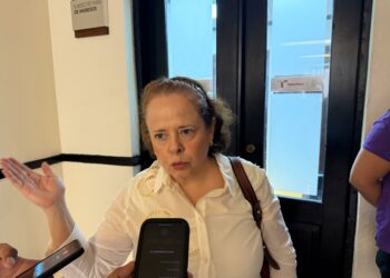 No se descarta ajuste en nómina gubernamental