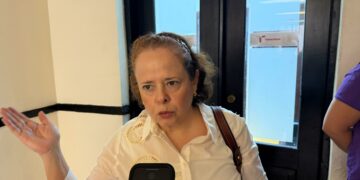 No se descarta ajuste en nómina gubernamental