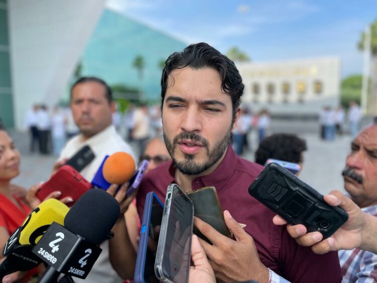 Ofrecerán 800 vacantes para jóvenes en el Polyforum de Victoria