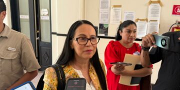 Bajo lupa Pedro Cepeda