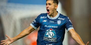 Pachuca vence 2-1 a Houston Dynamo y se acerca a los Cuartos de Final