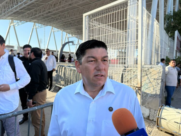 Buscan Diputados recursos federales contra el gusano barrenador