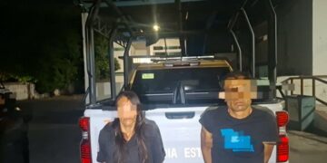 Vecinos frustran robo a la primaria Leyes de Reforma en la Casas Blancas