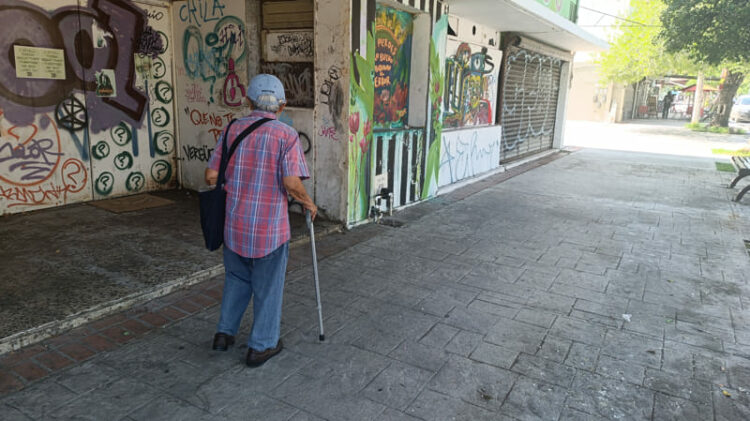 Proponen castigar con más rigor el abandono de adultos mayores y estudiantes en Tamaulipas.