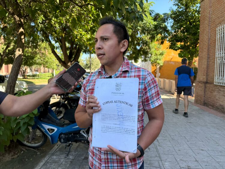 Vinculan a proceso a supervisora escolar por ciberacoso contra exdirector de primaria en Victoria