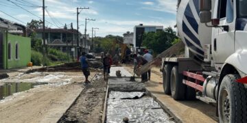 COMAPA SUR mejora la red sanitaria y repone pavimento en el Fraccionamiento Castores