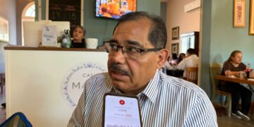 Inician más de 100 niños migrantes el ciclo escolar en la frontera