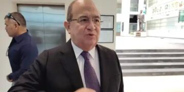 Acusa diputado que la población no colabora en la lucha contra el dengue