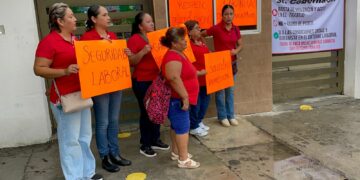 Maestras del Kínder ABC toman plantel en Victoria; suspenden clases y «servicio mixto» este lunes.