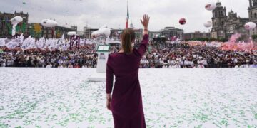 Claudia Sheinbaum en el zócalo