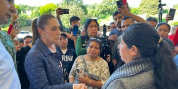 Presidenta Claudia Sheinbaum visita damnificados de Puebla y Veracruz