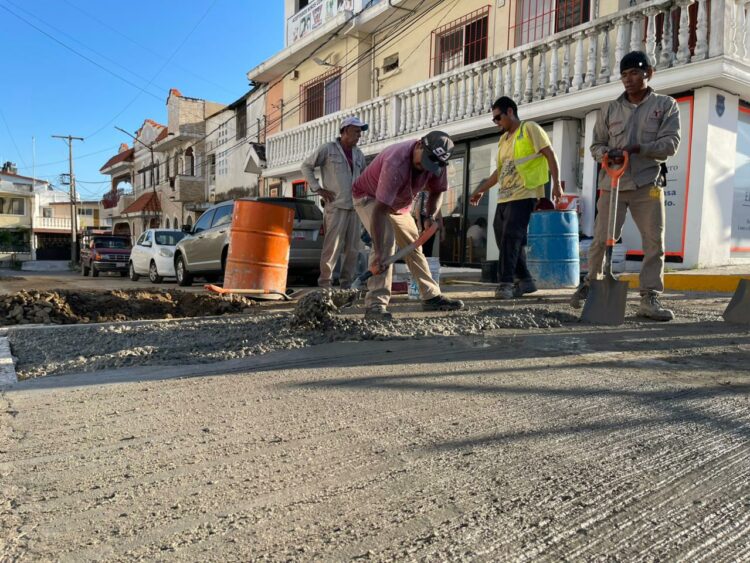 Acciones inmediatas de COMAPA SUR garantizan mejor servicio de drenaje en importante sector de Tampico