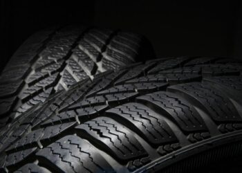 Cómo elegir llantas de calidad sin gastar de más: Toyo, Starfire y MRF bajo la lupa