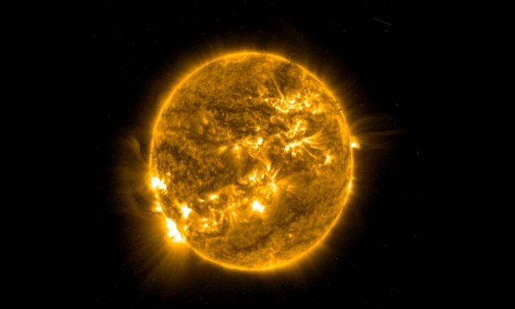 Expertos de la UNAM alertan por fuerte actividad solar