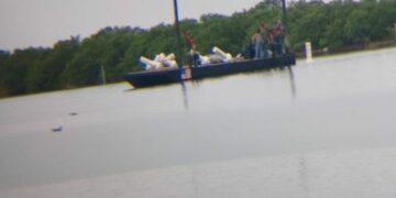 boyas en la boca del Río Bravo